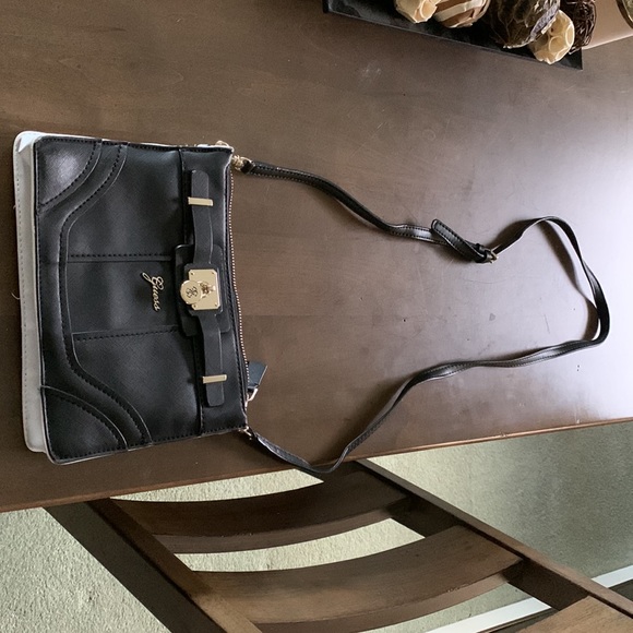 Guess crossbody bag - Picture 4 of 4